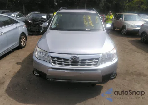 2012 Subaru Forester 2.5X Limited from USA, damaged, VIN JF2SHAECXCH409107